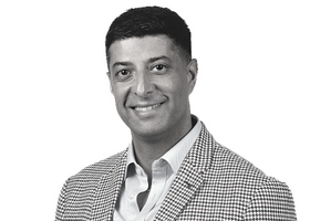 Phiroze-black-and-white